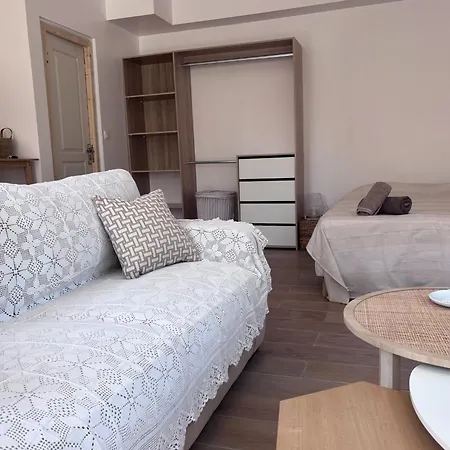 Super Studio Tres Bien Place Pour Aller Aux Calanques *